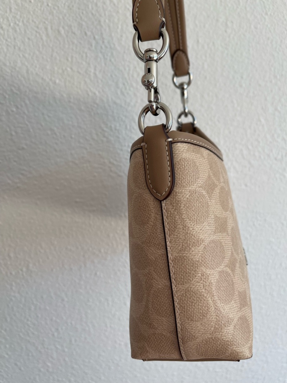 Coach Small Laurel Sig Canvas and silver - Picture 4 of 13